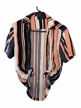 NO BOUNDARIES Women's Striped Pink and Black Button-Down Pocketed Top XS